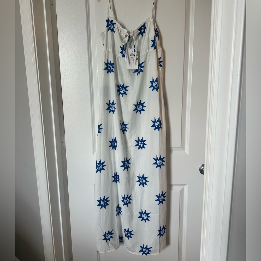 NWT ASOS only White maxi Dress with Blue Star sun Pattern size S